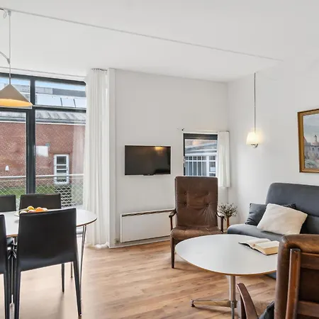 1 Bedroom Stunning In